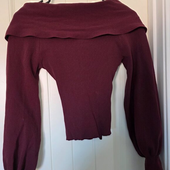Cranberry long sleeve sweater - Picture 3 of 4